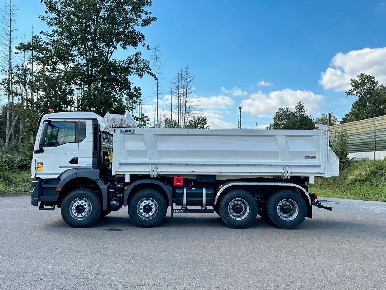 MAN TGS 41.440 8x4 EuromixMTP 3-Seiten-Kipper - Camion basculantă: Foto 3 MAN TGS 41.440 8x4 EuromixMTP 3-Seiten-Kipper - Camion basculantă: Foto 3