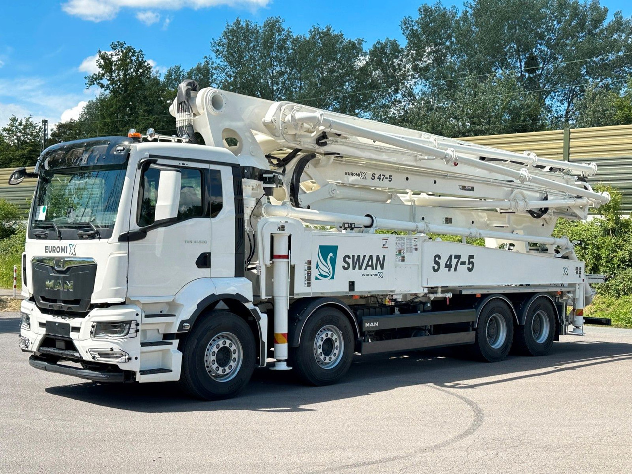 MAN TGS 41.520 8x4 SWAN TSP 47-5 160RZ ( 47m ) - Autobetonieră: Foto 2 MAN TGS 41.520 8x4 SWAN TSP 47-5 160RZ ( 47m ) - Autobetonieră: Foto 2