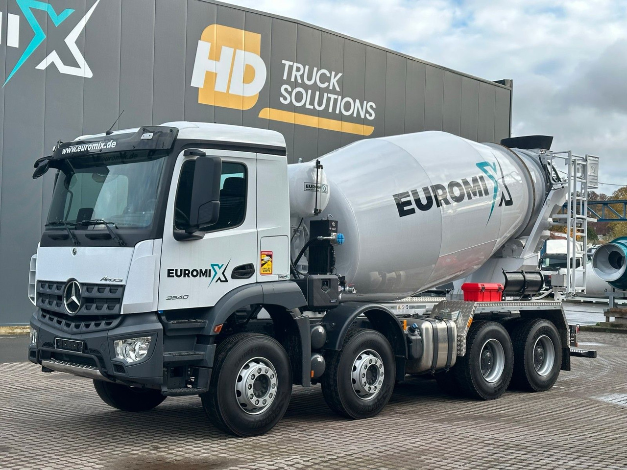 Mercedes-Benz Arocs 5 3540 8x4 EURO 6e EuromixMTP EM 9 L - Autobetonieră: Foto 1 Mercedes-Benz Arocs 5 3540 8x4 EURO 6e EuromixMTP EM 9 L - Autobetonieră: Foto 1
