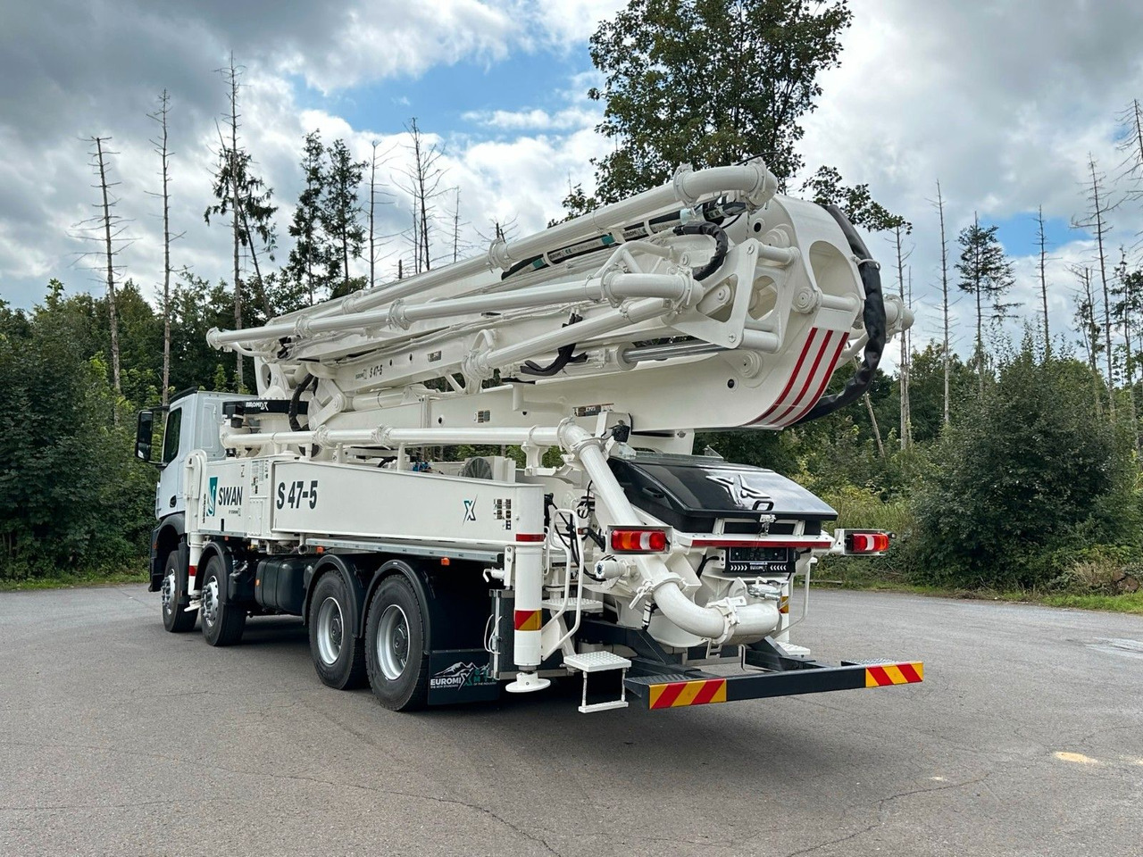 Mercedes-Benz Arocs 5 4142 8x4 SWAN TSP 47-5 160RZ ( 47m ) - Autopompă de beton: Foto 5 Mercedes-Benz Arocs 5 4142 8x4 SWAN TSP 47-5 160RZ ( 47m ) - Autopompă de beton: Foto 5