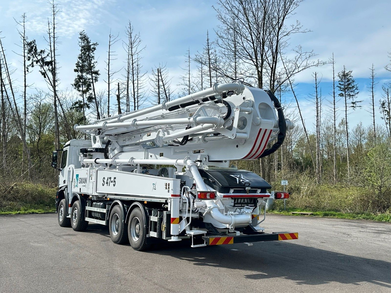 Mercedes-Benz Arocs 5 4542 8x4 SWAN TSP 47-5 160RZ ( 47m ) - Autobetonieră: Foto 4 Mercedes-Benz Arocs 5 4542 8x4 SWAN TSP 47-5 160RZ ( 47m ) - Autobetonieră: Foto 4