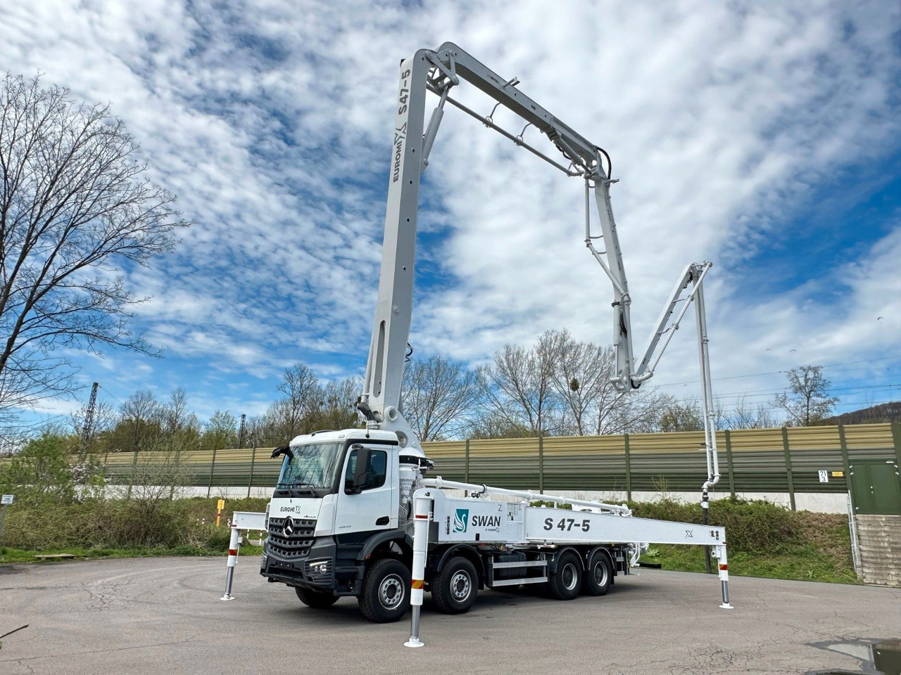 Autobetonieră Mercedes-Benz Arocs 5 4542 8x4 SWAN TSP 47-5 160RZ ( 47m ): Foto 16