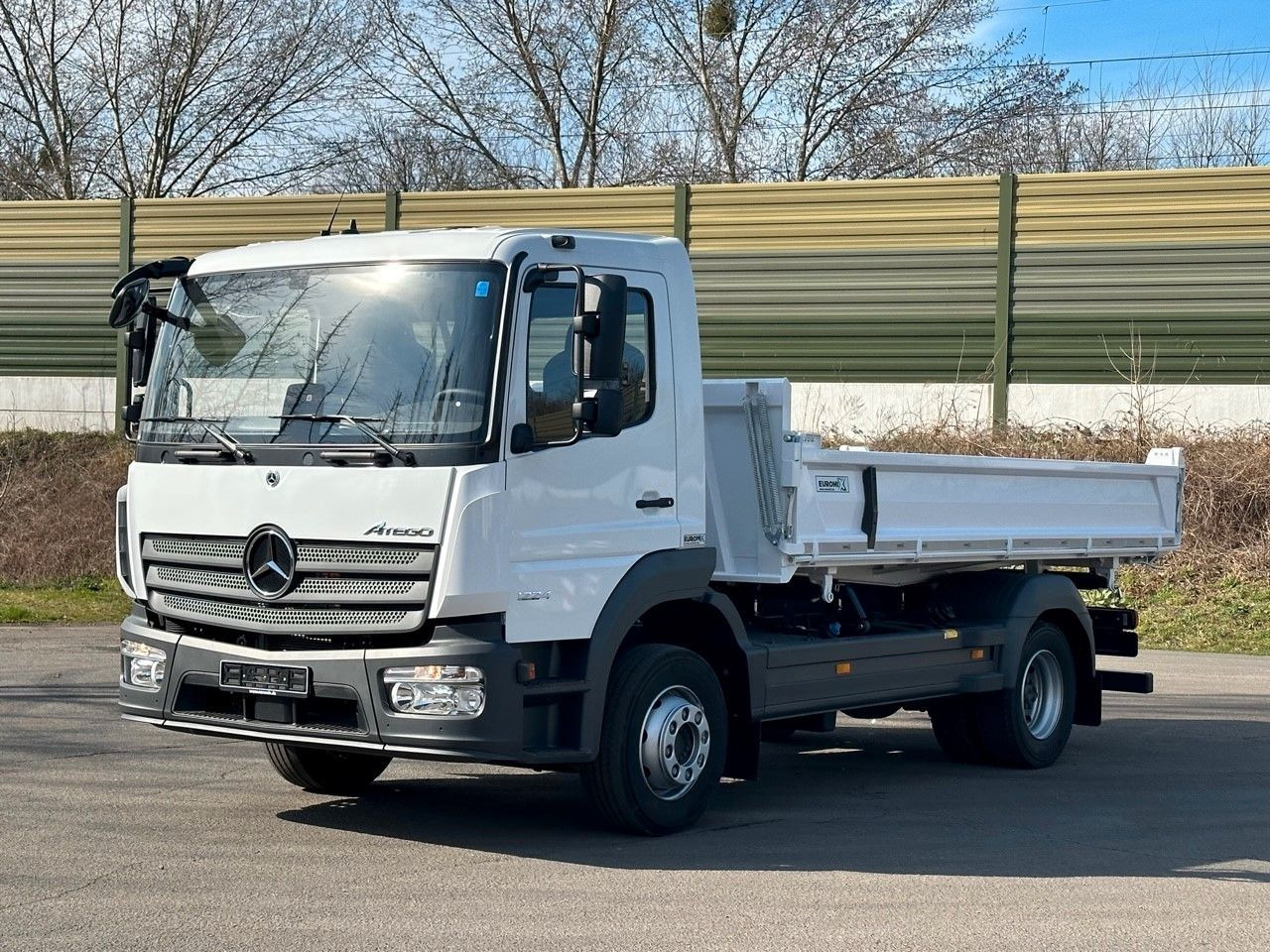 Mercedes-Benz Atego 1224 K EuromixMTP 3-Seiten-Kipper - Camion basculantă: Foto 2 Mercedes-Benz Atego 1224 K EuromixMTP 3-Seiten-Kipper - Camion basculantă: Foto 2