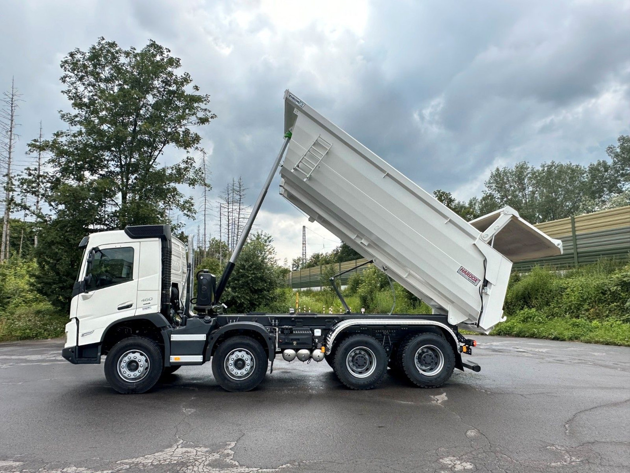 Volvo FMX 500 8X4 Retarder EuromixMTP Kipper - Camion basculantă: Foto 2 Volvo FMX 500 8X4 Retarder EuromixMTP Kipper - Camion basculantă: Foto 2