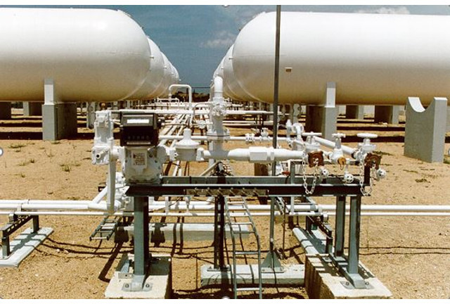 Install & Go, Start a Visser 100m3 LPG Depot Gas, Gaz, LPG, GPL, Propane, Butane tank aboveground Complete LPG filling Depot Basic design according with PED LPG Filling Depot - Rezervor combustibil pentru Camion: Foto 1 Install & Go, Start a Visser 100m3 LPG Depot Gas, Gaz, LPG, GPL, Propane, Butane tank aboveground Complete LPG filling Depot Basic design according with PED LPG Filling Depot - Rezervor combustibil pentru Camion: Foto 1
