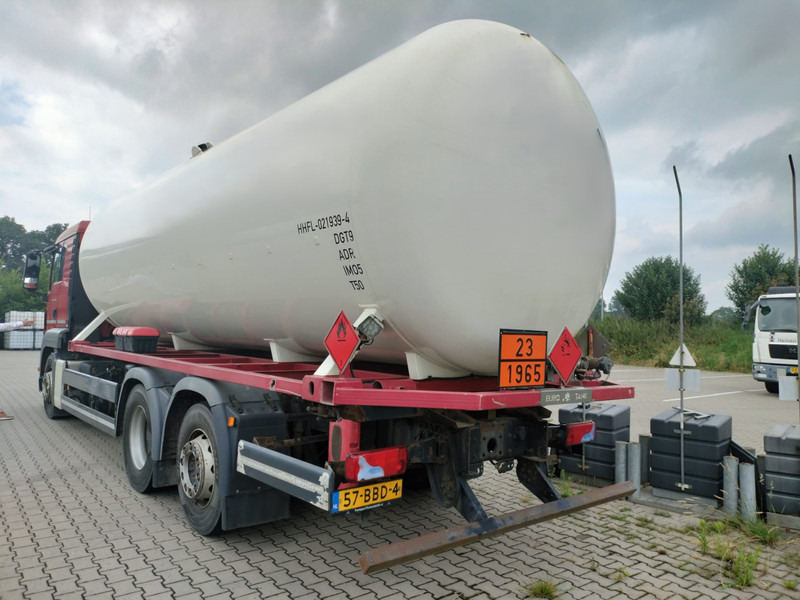 MAN TGS 26.400 6x2-4 LL 26900 Liter Gas tank truck ID 2.168 Rootselaar, flowmeter, pump - Camion cisternă: Foto 5 MAN TGS 26.400 6x2-4 LL 26900 Liter Gas tank truck ID 2.168 Rootselaar, flowmeter, pump - Camion cisternă: Foto 5