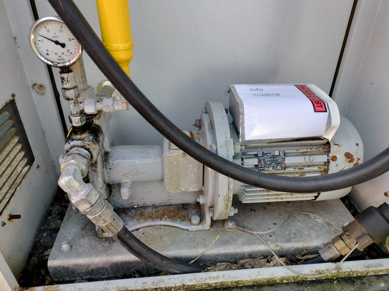 Used skid installation 4850 L (4.8 m3) different setups multiple pieces available for sale Gas, lpg, gpl, gaz, propane, butane propane refilling station is used to refill cylinders, suitable for limited land and space. - Rezervor combustibil: Foto 3 Used skid installation 4850 L (4.8 m3) different setups multiple pieces available for sale Gas, lpg, gpl, gaz, propane, butane propane refilling station is used to refill cylinders, suitable for limited land and space. - Rezervor combustibil: Foto 3