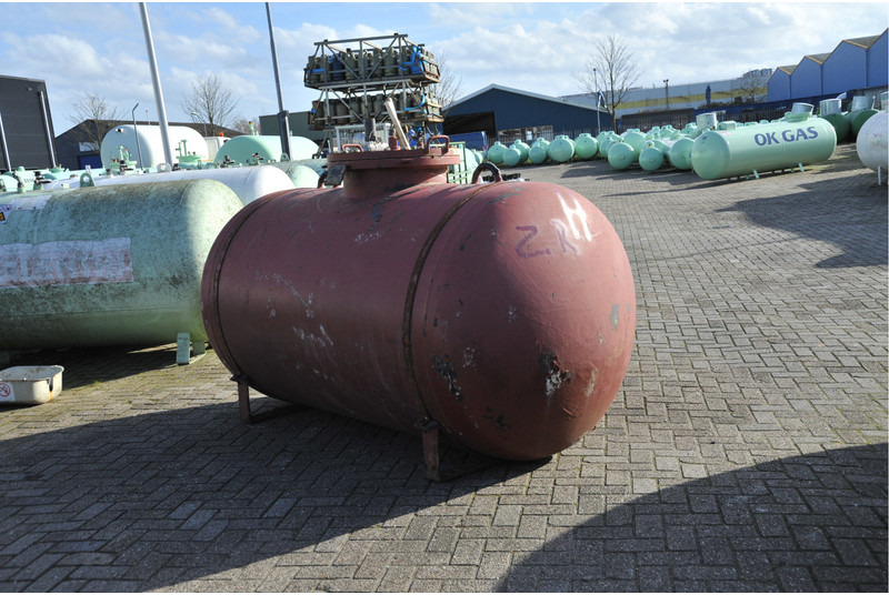 Visser 2700L(1,35 ton) Gas tanks - Gas, Gaz, LPG, GPL, Propane, Butane tanks Underground Used Tanks ID 1.004 - Rezervor combustibil pentru Camion: Foto 2 Visser 2700L(1,35 ton) Gas tanks - Gas, Gaz, LPG, GPL, Propane, Butane tanks Underground Used Tanks ID 1.004 - Rezervor combustibil pentru Camion: Foto 2