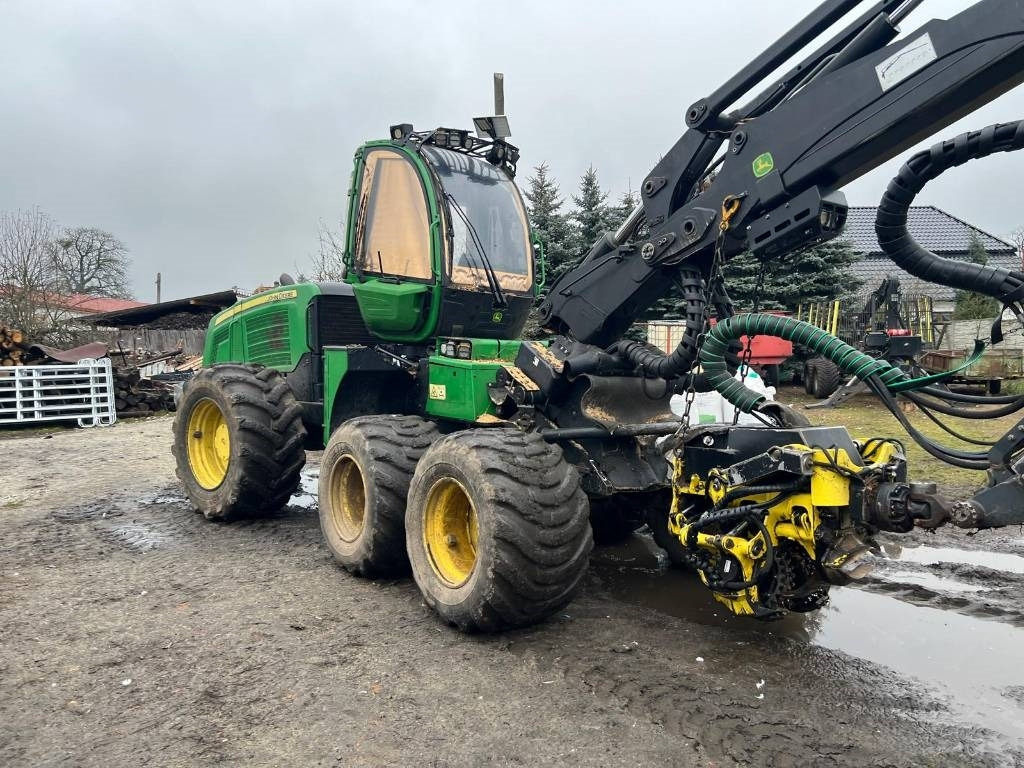 John Deere 1170 E - Harvester: Foto 1 John Deere 1170 E - Harvester: Foto 1