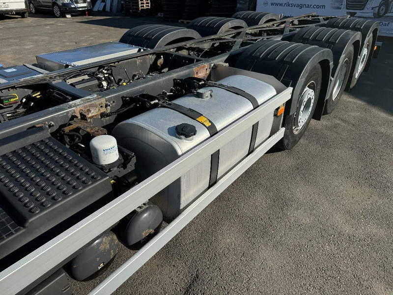 Volvo FH 540 8x2*4, ADR, Euro 6, Chassi (ex. Tank-truck), 2018 - Camion şasiu: Foto 4 Volvo FH 540 8x2*4, ADR, Euro 6, Chassi (ex. Tank-truck), 2018 - Camion şasiu: Foto 4