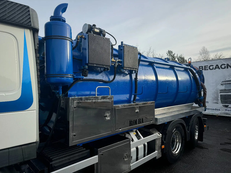 Volvo FM 420 6x2*4, 15m3 Vacuum-truck, 2010 - Maşină pentru vidanjări: Foto 4 Volvo FM 420 6x2*4, 15m3 Vacuum-truck, 2010 - Maşină pentru vidanjări: Foto 4