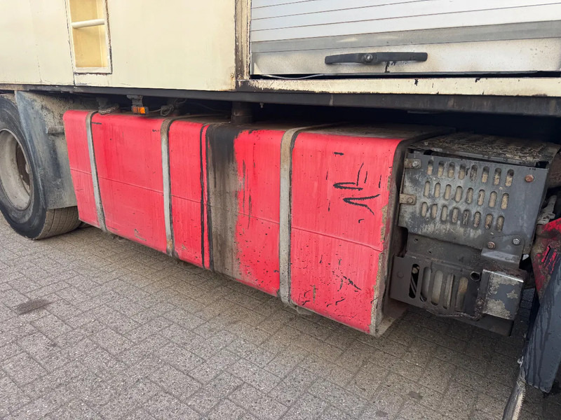 Scania P94-300 **BURTEC BITUM SPRAYER-BELGIAN TRUCK** - Camion: Foto 4 Scania P94-300 **BURTEC BITUM SPRAYER-BELGIAN TRUCK** - Camion: Foto 4