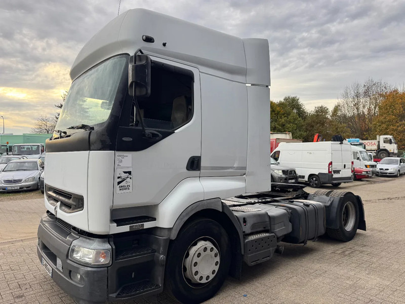 Renault Premium 420 **MANUAL GEARBOX-BOITE MANUELLE** - Cap tractor: Foto 1 Renault Premium 420 **MANUAL GEARBOX-BOITE MANUELLE** - Cap tractor: Foto 1