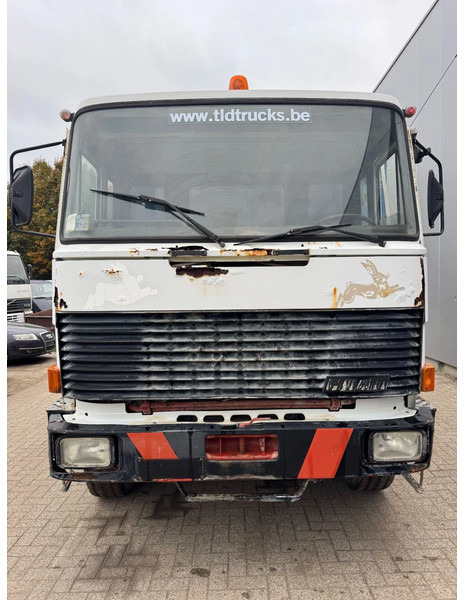 Iveco Turbotech 330.30 **6CYLINDER-WATERCOOLING-BIG AXXLES** - Camion basculantă: Foto 2 Iveco Turbotech 330.30 **6CYLINDER-WATERCOOLING-BIG AXXLES** - Camion basculantă: Foto 2