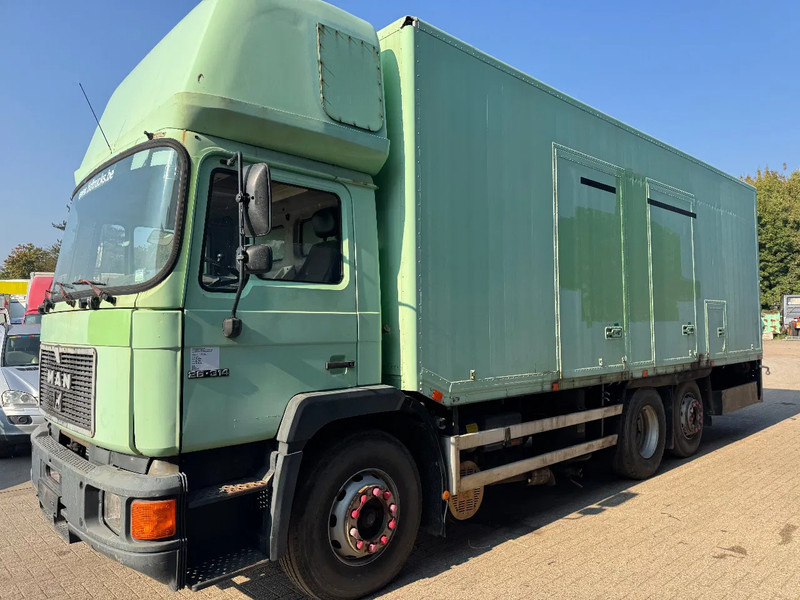 MAN 25.322 **BELGIAN TRUCK- - Camion furgon: Foto 1 MAN 25.322 **BELGIAN TRUCK- - Camion furgon: Foto 1