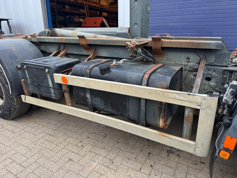 MAN 33.403 **BELGIAN TRUCK-FULL STEEL-MANUAL PUMP** - Camion cu cârlig: Foto 4 MAN 33.403 **BELGIAN TRUCK-FULL STEEL-MANUAL PUMP** - Camion cu cârlig: Foto 4