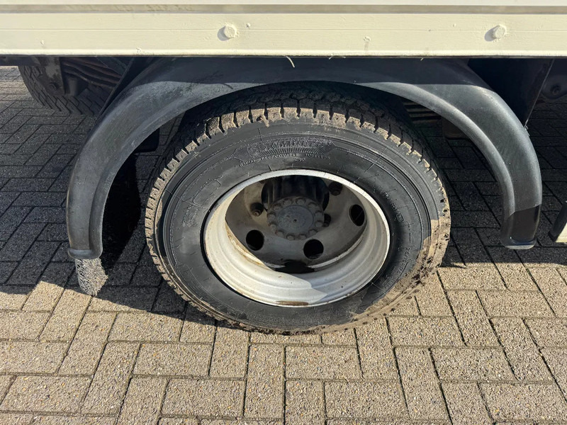 MAN 8.163 **BELGIAN TRUCK-FULL STEEL SUSPENSION** - Camion furgon: Foto 4 MAN 8.163 **BELGIAN TRUCK-FULL STEEL SUSPENSION** - Camion furgon: Foto 4