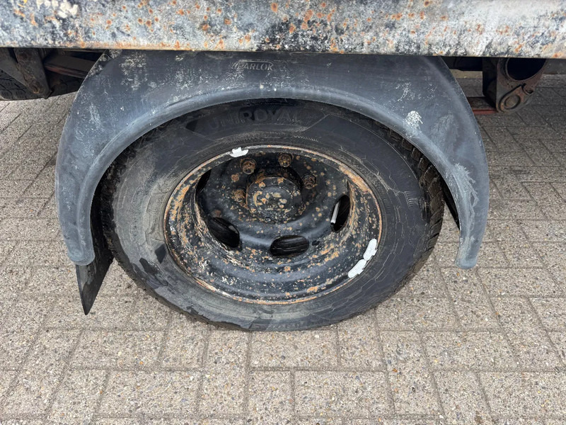 Mitsubishi FUSO 3C13 **BELGIAN VAN-3.0 ENGINE** - Autoutilitară cu platformă: Foto 5 Mitsubishi FUSO 3C13 **BELGIAN VAN-3.0 ENGINE** - Autoutilitară cu platformă: Foto 5