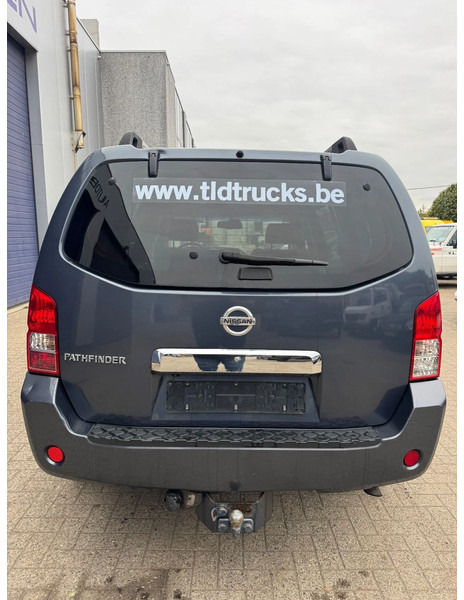 Nissan Pathfinder **2,5D-AIRCO-BELGIAN CAR** - Automobil: Foto 5 Nissan Pathfinder **2,5D-AIRCO-BELGIAN CAR** - Automobil: Foto 5