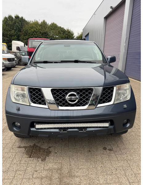 Nissan Pathfinder **2,5D-AIRCO-BELGIAN CAR** - Automobil: Foto 2 Nissan Pathfinder **2,5D-AIRCO-BELGIAN CAR** - Automobil: Foto 2