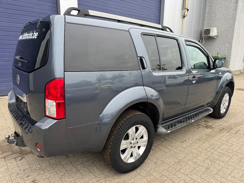 Nissan Pathfinder **2,5D-AIRCO-BELGIAN CAR** - Automobil: Foto 4 Nissan Pathfinder **2,5D-AIRCO-BELGIAN CAR** - Automobil: Foto 4