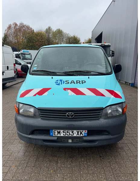 Toyota HiAce **DIESEL-FRENCH VAN** - Autoutilitară compactă: Foto 2 Toyota HiAce **DIESEL-FRENCH VAN** - Autoutilitară compactă: Foto 2