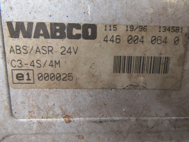 DAF 75 WABCO ABS ECU P/NO 446 004 064 0 - Calculator de bord pentru Camion: Foto 2 DAF 75 WABCO ABS ECU P/NO 446 004 064 0 - Calculator de bord pentru Camion: Foto 2