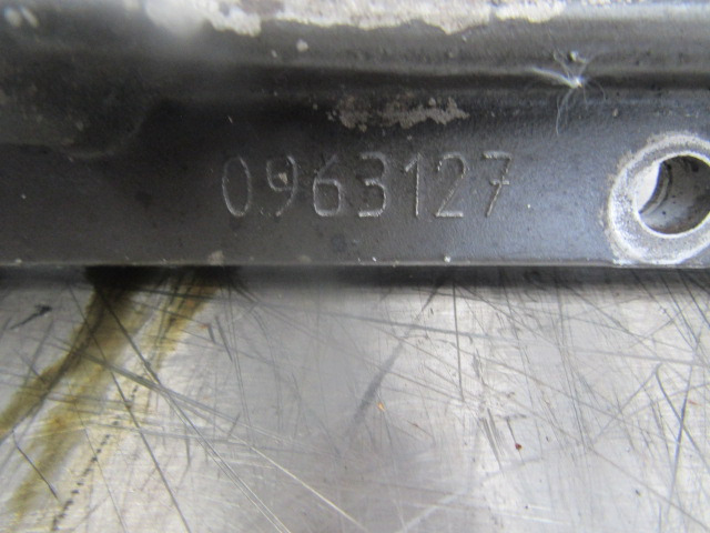 DAF XF 105 460 (MX340SI) SUMP LOCKING RING P/NO 0963127 - Motor şi piese pentru Camion: Foto 2 DAF XF 105 460 (MX340SI) SUMP LOCKING RING P/NO 0963127 - Motor şi piese pentru Camion: Foto 2