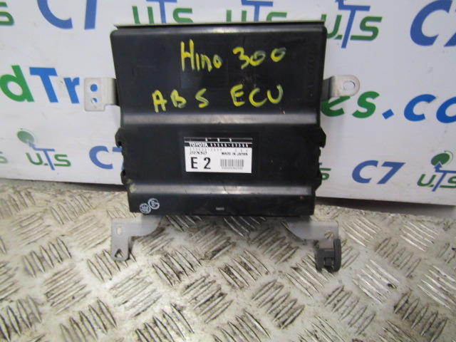 HINO 300 SERIES ABS ECU ‘DENSO’ P/NO 079500-2600 / 89540-37280 - Calculator de bord pentru Camion: Foto 1 HINO 300 SERIES ABS ECU ‘DENSO’ P/NO 079500-2600 / 89540-37280 - Calculator de bord pentru Camion: Foto 1
