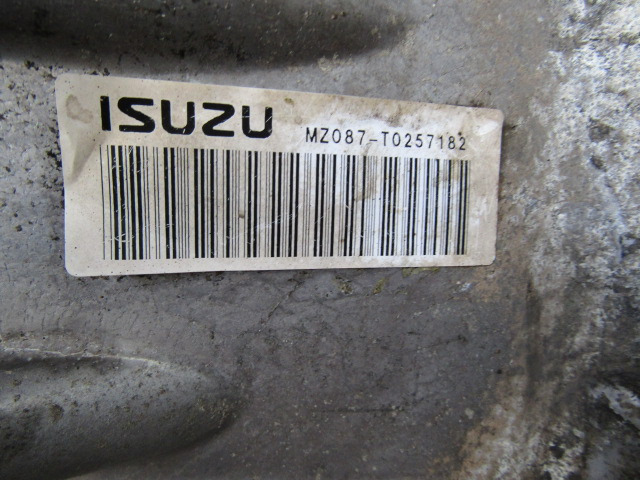 ISUZU 6 SPEED MANUAL GEARBOX P/NO MZ087 – TO257182 - Cutie de viteze pentru Camion: Foto 2 ISUZU 6 SPEED MANUAL GEARBOX P/NO MZ087 – TO257182 - Cutie de viteze pentru Camion: Foto 2