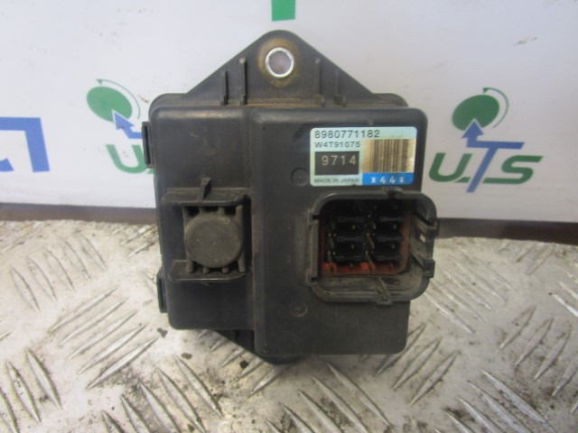 ISUZU N75 (4HK1) ECU / RELAY 8980771182 - Calculator de bord pentru Camion: Foto 1 ISUZU N75 (4HK1) ECU / RELAY 8980771182 - Calculator de bord pentru Camion: Foto 1