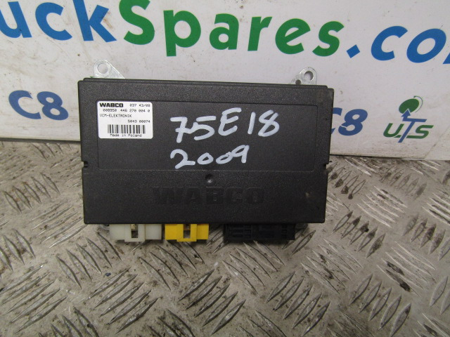IVECO TECTOR 75E16 VCM ECU P/NO 4462700040 / IVECO P/NO 504300074 - Calculator de bord pentru Camion: Foto 1 IVECO TECTOR 75E16 VCM ECU P/NO 4462700040 / IVECO P/NO 504300074 - Calculator de bord pentru Camion: Foto 1