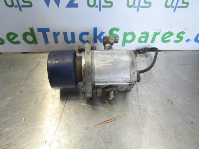 JOHNSTON VT650 WATER PUMP MODEL 600 - Pompă de lichid de răcire pentru Maşina comunala: Foto 1 JOHNSTON VT650 WATER PUMP MODEL 600 - Pompă de lichid de răcire pentru Maşina comunala: Foto 1