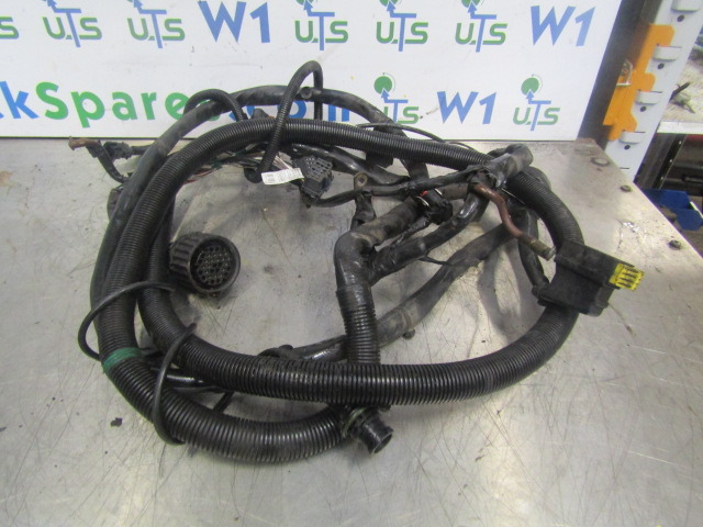 MERCEDES AXOR 1829 MANUAL GEARBOX WIRING HARNESS P/NO 003929484 - Sistem electric pentru Camion: Foto 4 MERCEDES AXOR 1829 MANUAL GEARBOX WIRING HARNESS P/NO 003929484 - Sistem electric pentru Camion: Foto 4