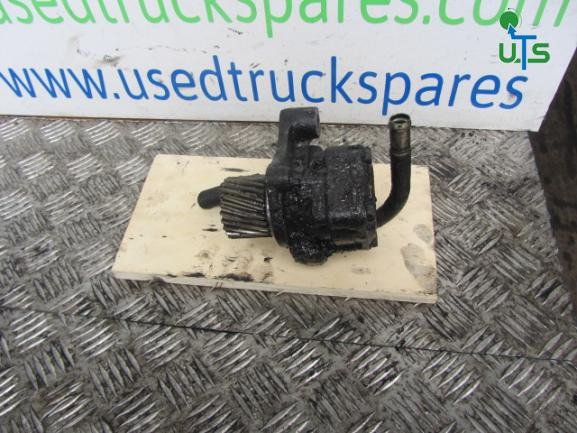 MITSUBISHI CANTER 4D34 POWER STEERING PUMP - Servodirecţie pentru Camion: Foto 1 MITSUBISHI CANTER 4D34 POWER STEERING PUMP - Servodirecţie pentru Camion: Foto 1