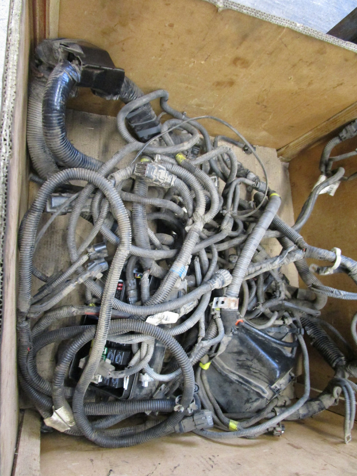 MITSUBISHI FUSO 4P10 COMPLETE WIRING HARNESS - Sistem electric pentru Camion: Foto 1 MITSUBISHI FUSO 4P10 COMPLETE WIRING HARNESS - Sistem electric pentru Camion: Foto 1