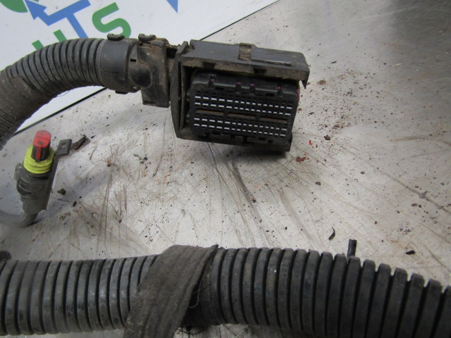 SCHMIDT SWINGO INJECTOR WIRING HARNESS - Motor şi piese pentru Camion: Foto 2 SCHMIDT SWINGO INJECTOR WIRING HARNESS - Motor şi piese pentru Camion: Foto 2