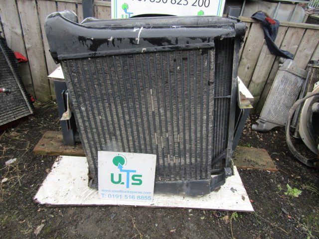 VOLVO FL7 RADIATOR/INTERCOOLER PACK P/NO 3183591 - Radiator pentru Camion: Foto 3 VOLVO FL7 RADIATOR/INTERCOOLER PACK P/NO 3183591 - Radiator pentru Camion: Foto 3