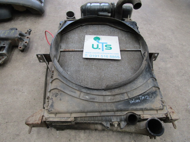 VOLVO FM12 RADIATOR/INTERCOOLER PACK P/NO 20460180/20484916 - Radiator pentru Camion: Foto 1 VOLVO FM12 RADIATOR/INTERCOOLER PACK P/NO 20460180/20484916 - Radiator pentru Camion: Foto 1