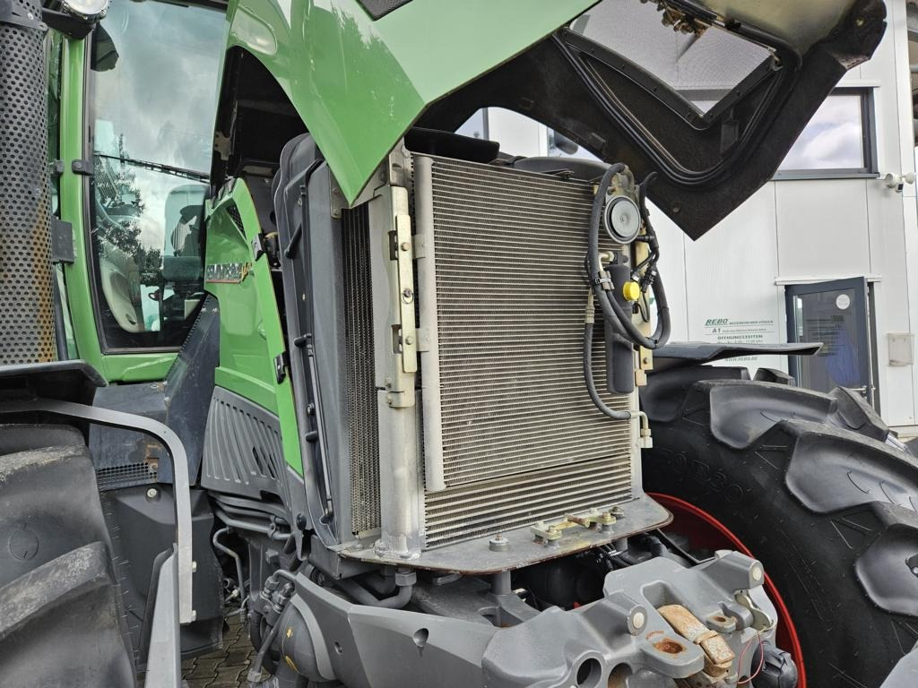 Fendt 824 Vario ProfiPlus - Tractor agricol: Foto 3 Fendt 824 Vario ProfiPlus - Tractor agricol: Foto 3