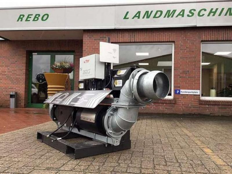 Fliegl NIR STATION 8 - Maşină de împrăştiat îngrăşăminte: Foto 1 Fliegl NIR STATION 8 - Maşină de împrăştiat îngrăşăminte: Foto 1