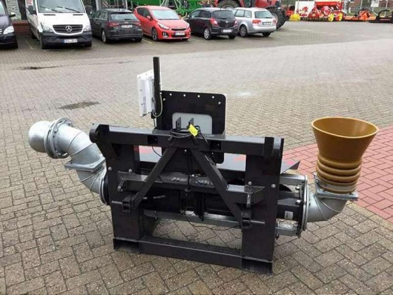 Fliegl NIR STATION 8 - Maşină de împrăştiat îngrăşăminte: Foto 3 Fliegl NIR STATION 8 - Maşină de împrăştiat îngrăşăminte: Foto 3