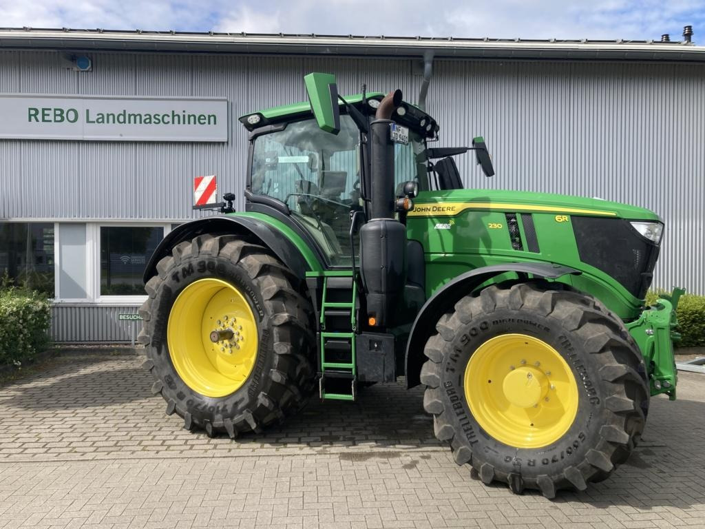 John Deere 6R230 - Tractor agricol: Foto 1 John Deere 6R230 - Tractor agricol: Foto 1