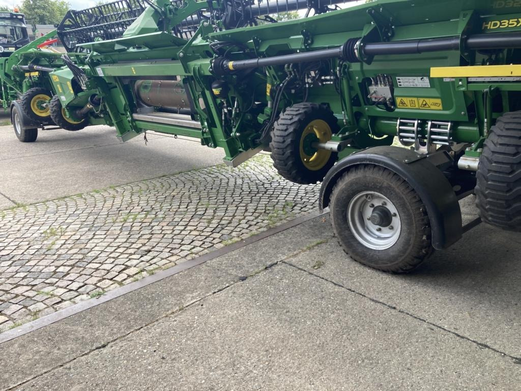 John Deere HD35X MY24 - Combină de recoltat cereale: Foto 5 John Deere HD35X MY24 - Combină de recoltat cereale: Foto 5
