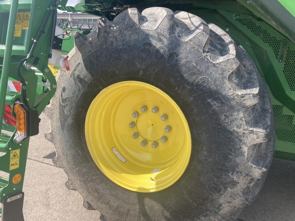 John Deere T5 700 MY25 - Combină de recoltat cereale: Foto 3 John Deere T5 700 MY25 - Combină de recoltat cereale: Foto 3