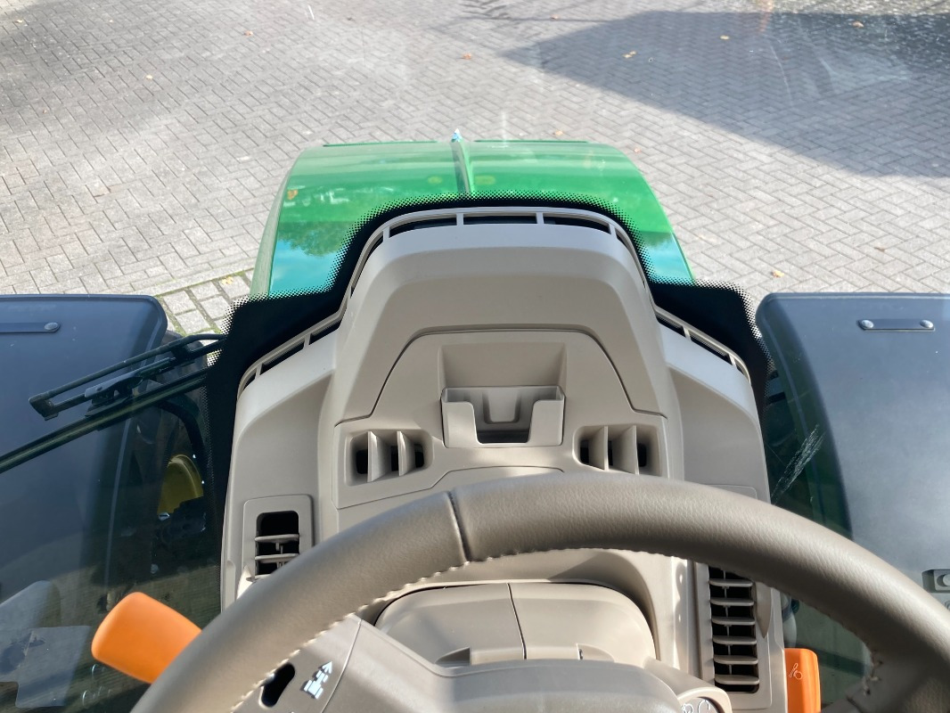 John Deere TRAKTOR 6120M MIT KABINE - Tractor agricol: Foto 3 John Deere TRAKTOR 6120M MIT KABINE - Tractor agricol: Foto 3