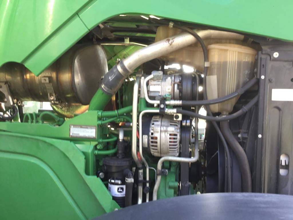 John Deere TRAKTOR 6155R - Tractor agricol: Foto 2 John Deere TRAKTOR 6155R - Tractor agricol: Foto 2
