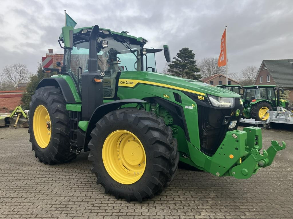 John Deere TRAKTOR 8R340 - Tractor agricol: Foto 1 John Deere TRAKTOR 8R340 - Tractor agricol: Foto 1