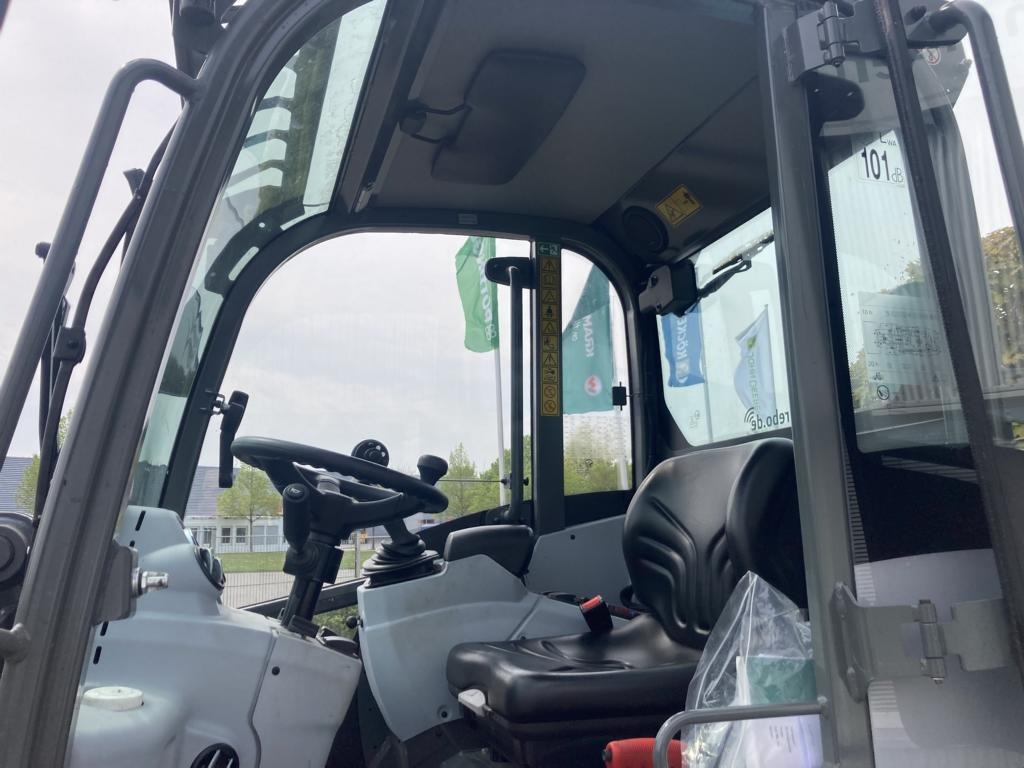 Kramer KL 25.5 - Încărcător frontal pe pneuri: Foto 4 Kramer KL 25.5 - Încărcător frontal pe pneuri: Foto 4