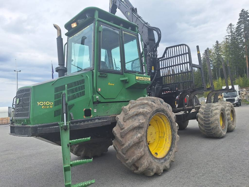 John Deere 1010 D Eco III - Forwarder: Foto 2 John Deere 1010 D Eco III - Forwarder: Foto 2
